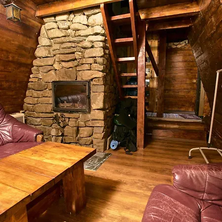 Baba Yagas House Апартаменты *